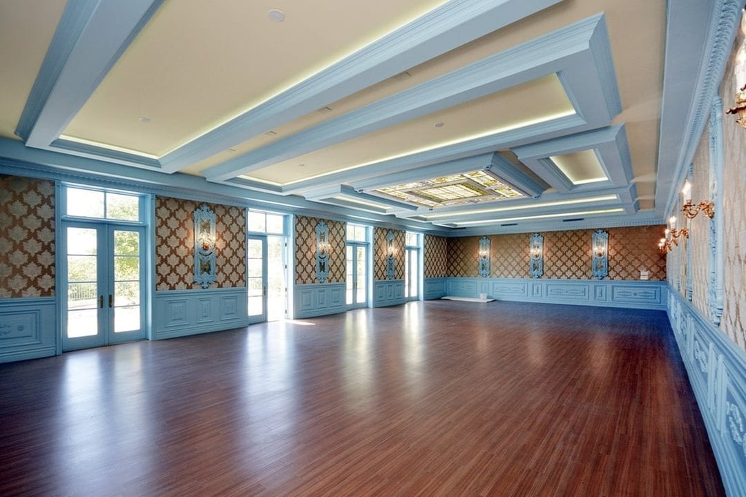 Grandeur Retreat