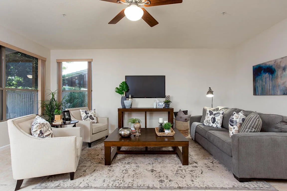8177 E Rita Dr