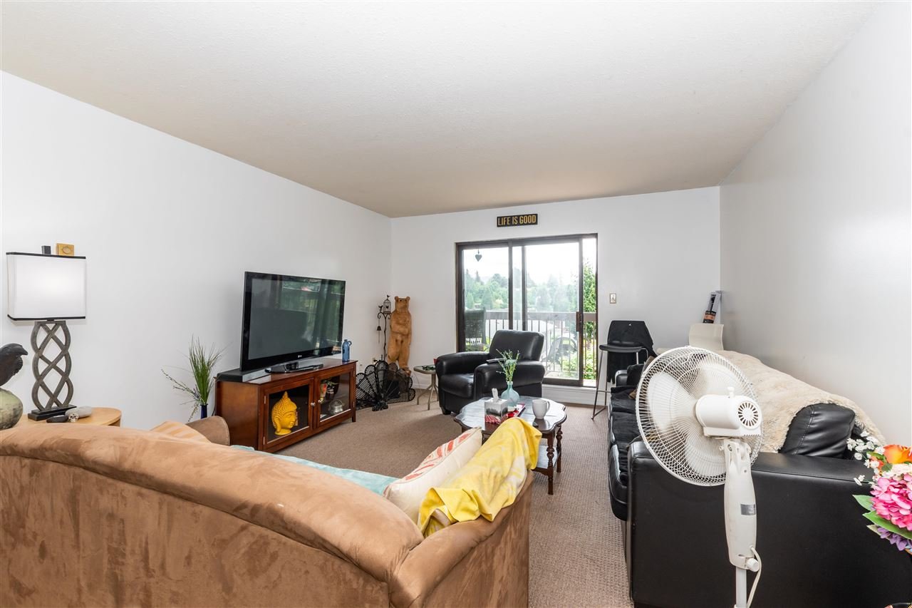 207-33850 Fern St