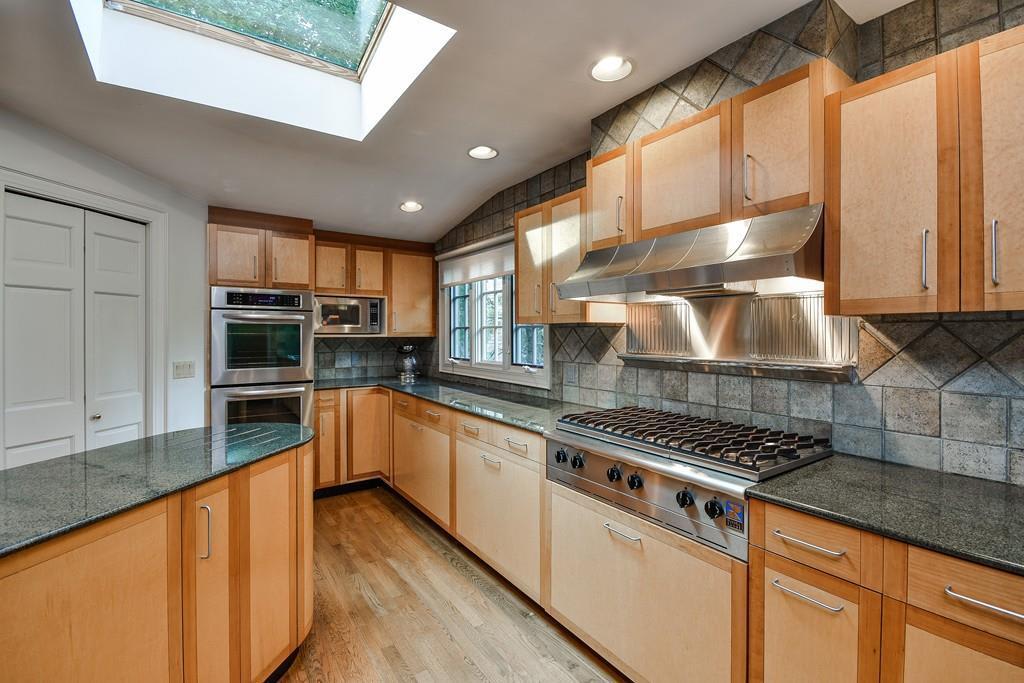 27 Phillips Pond Rd