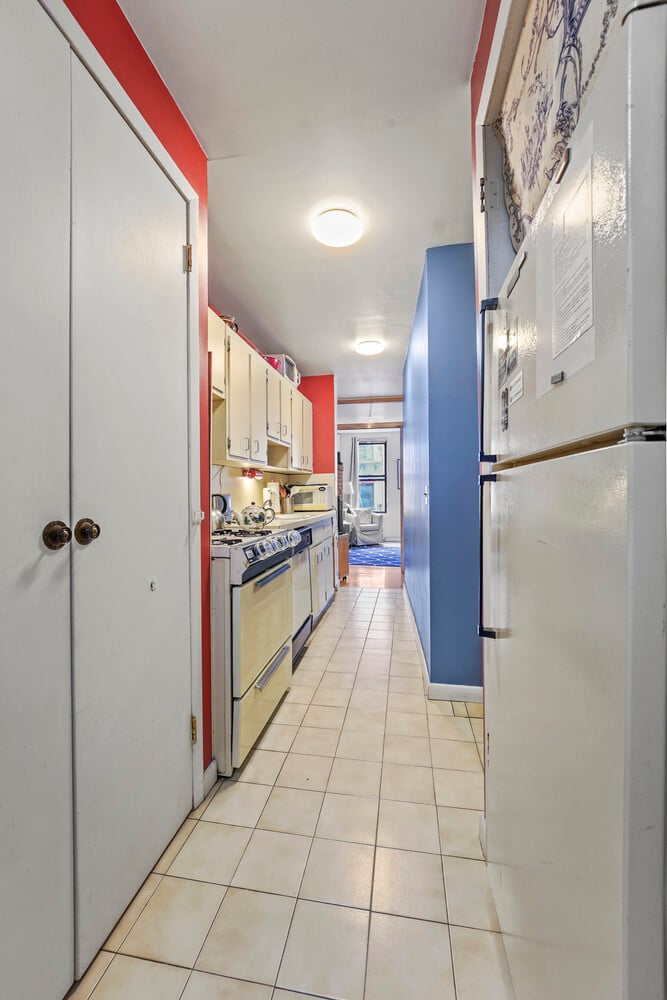 26 Cornelia Street, Apt 11