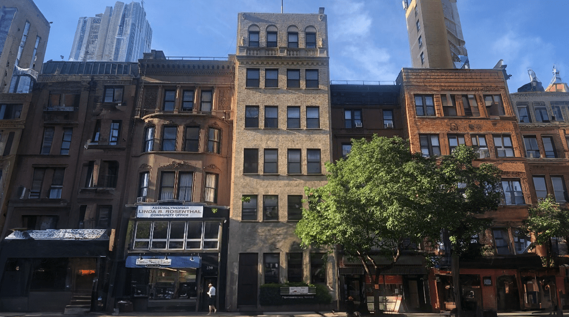 236 W 72nd St - Office Building