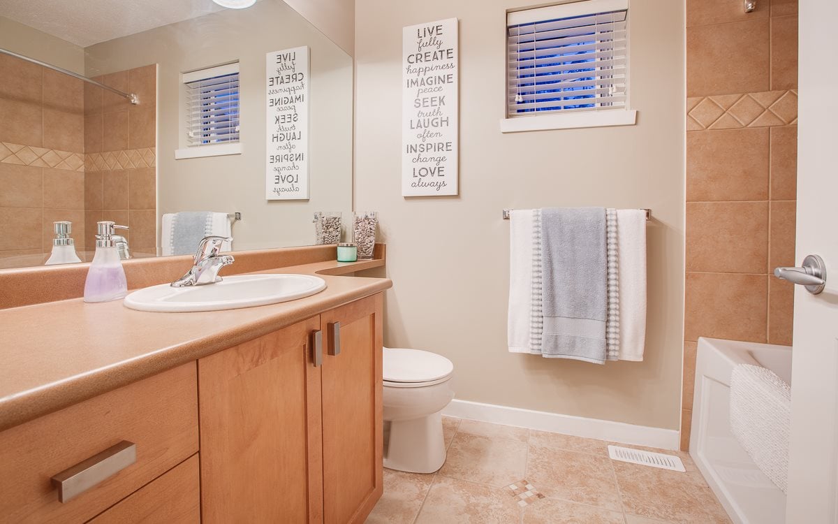 117-2200 Panorama Dr