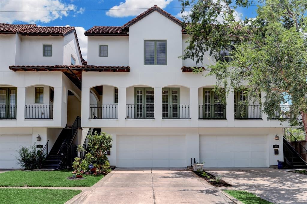 1534 Moritz Dr