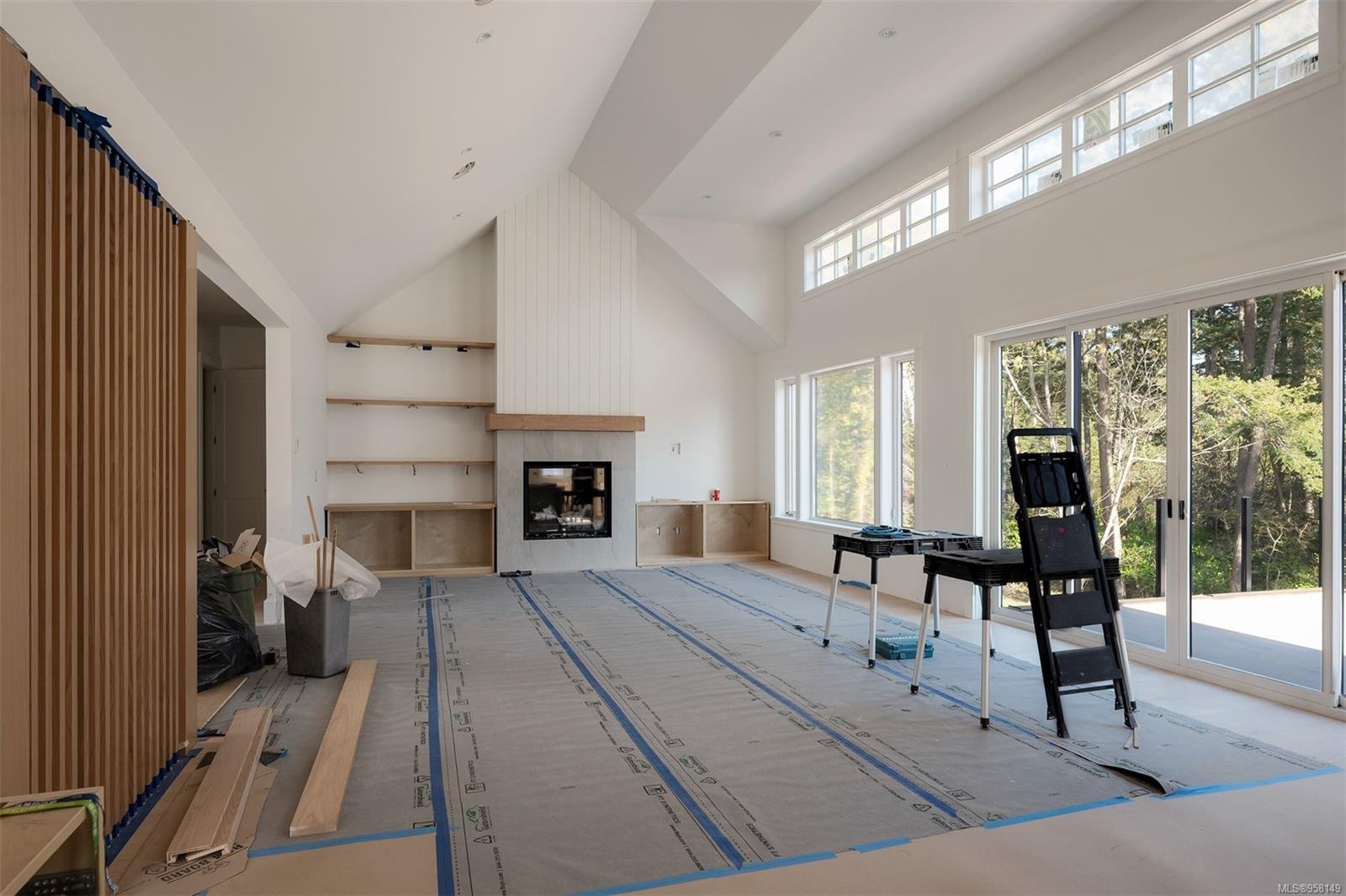 2789 Arbutus Rd