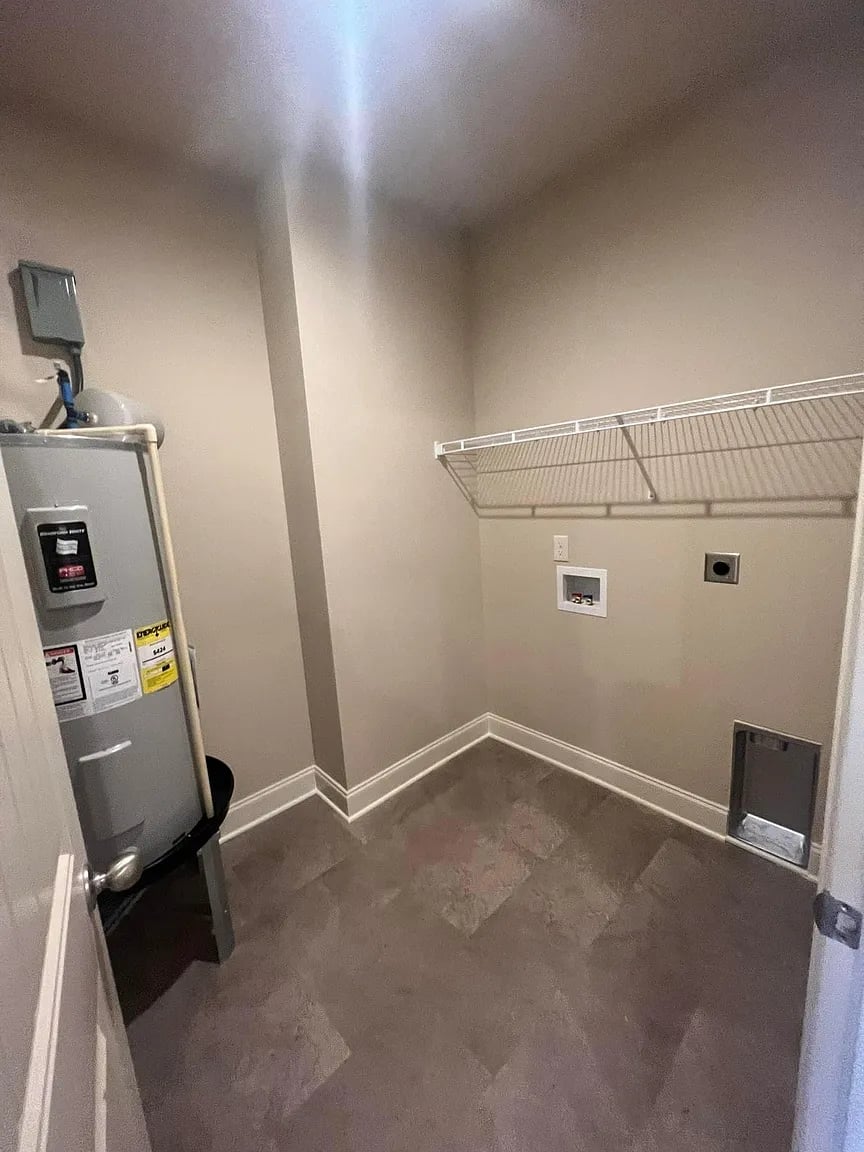 155 Peachtree Ln 