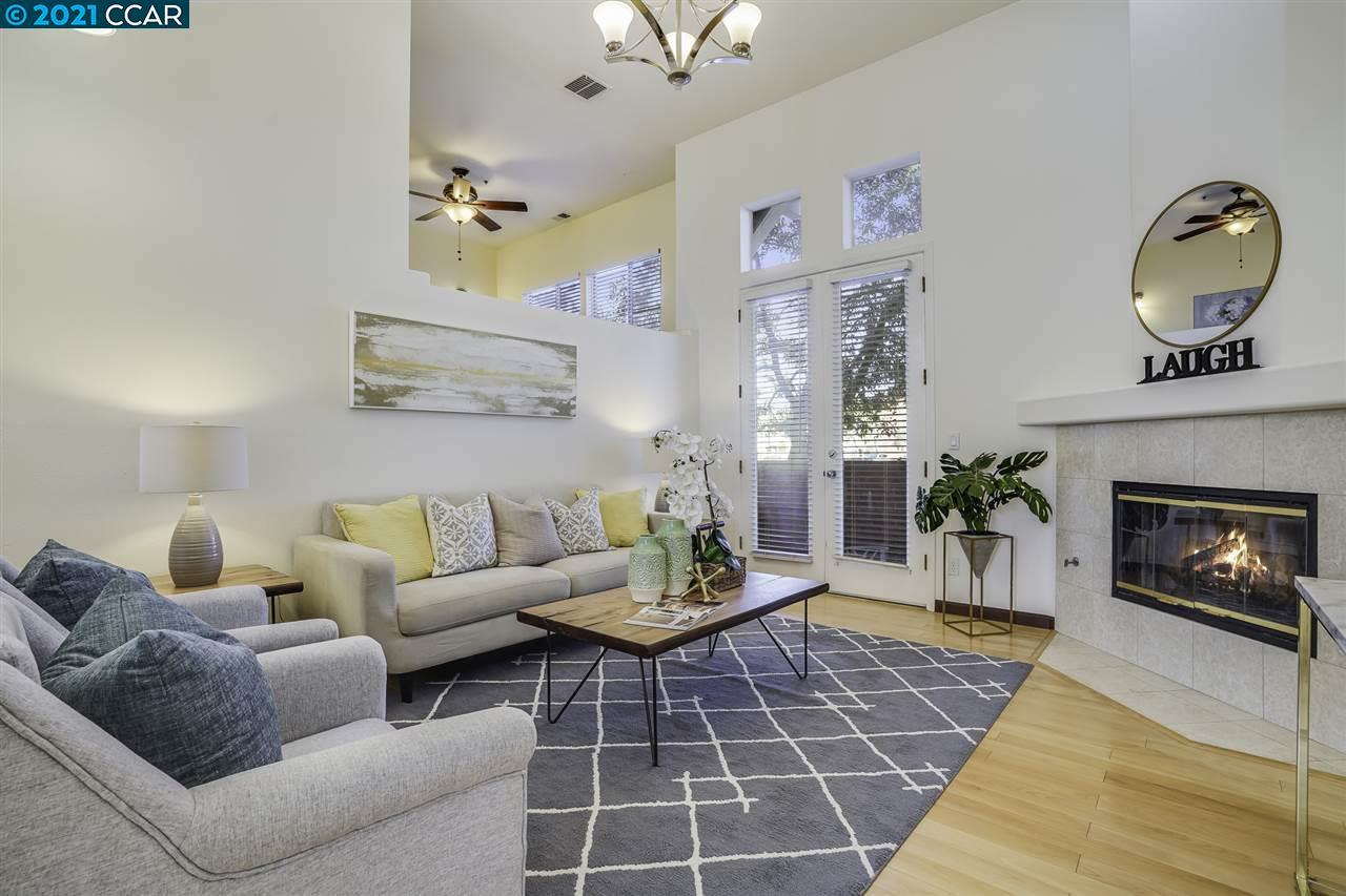 107 Emerald Bay Ln