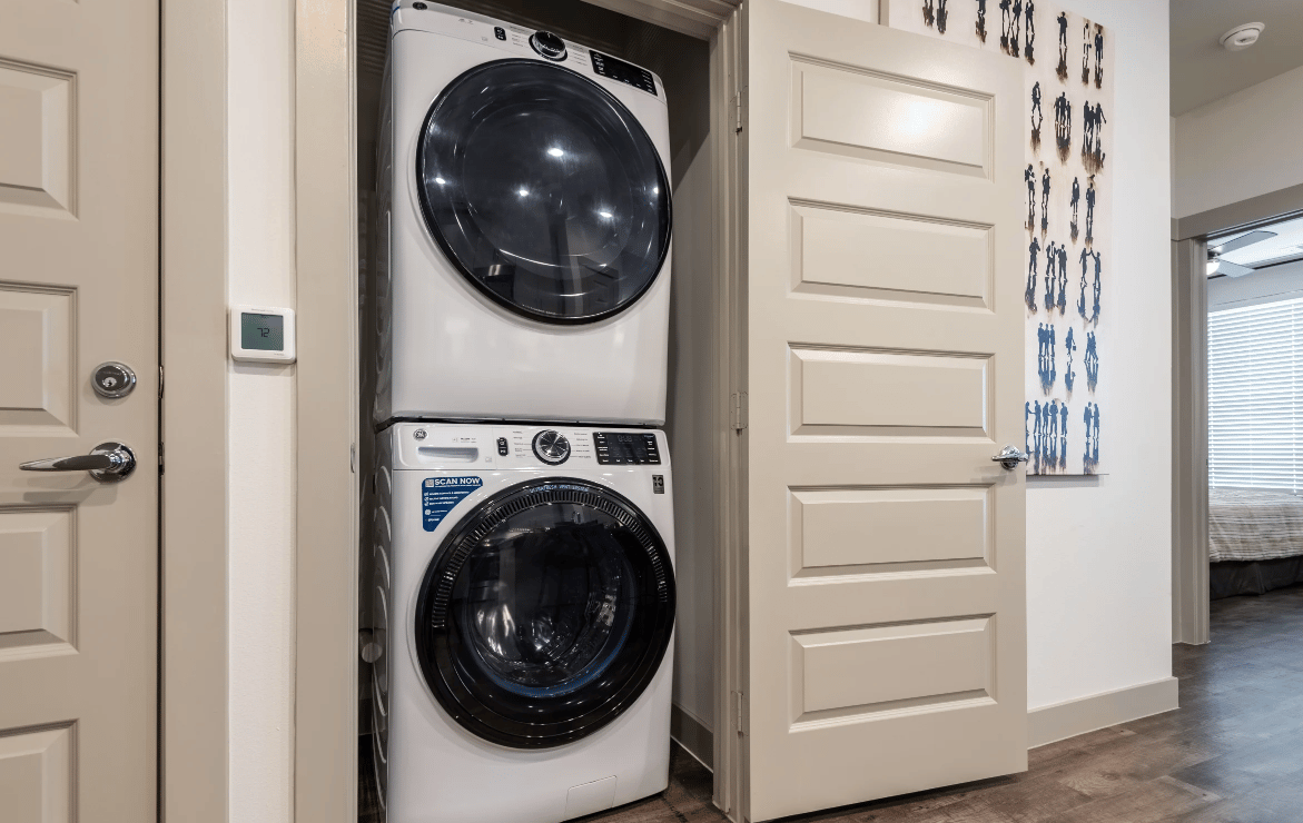 Now Offering 50% Off Rent for the First 4 Months, Up to $1,000 Off at Move-In, and $0 App & Admin Fees when you Look & Lease!