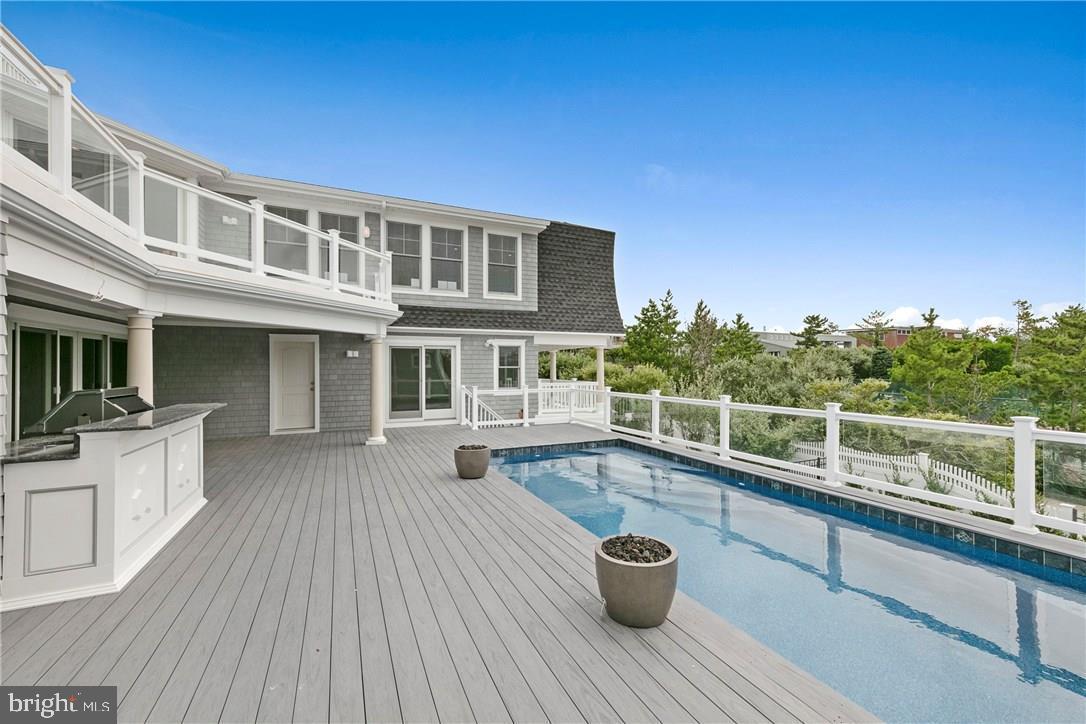 25 Long Beach Blvd, #A