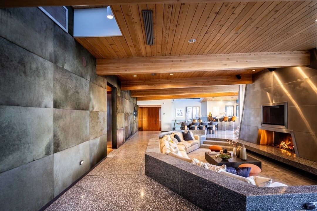 Orion Crest, Devlin Dr, 90069