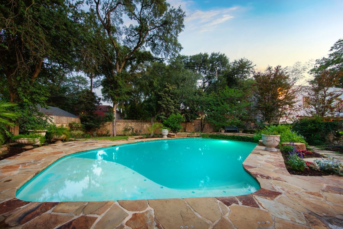 Historically Significant Spanish Revival in Monte Vista