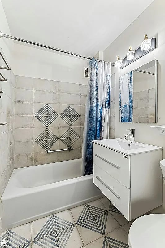 330 3rd Ave Apt 3-G