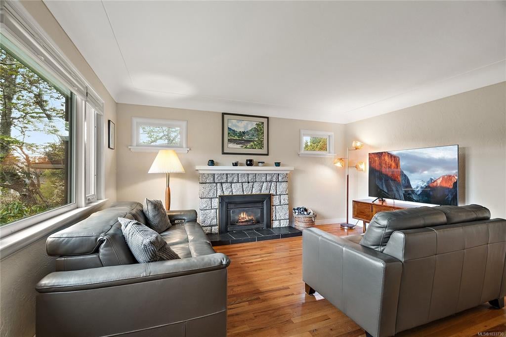 3450 Doncaster Dr 
