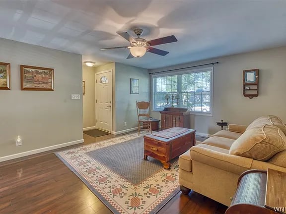90 Monterey Rd