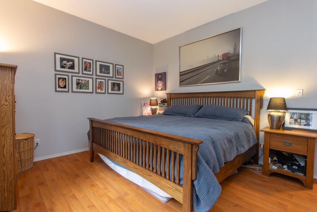 26 Bracken Pkwy