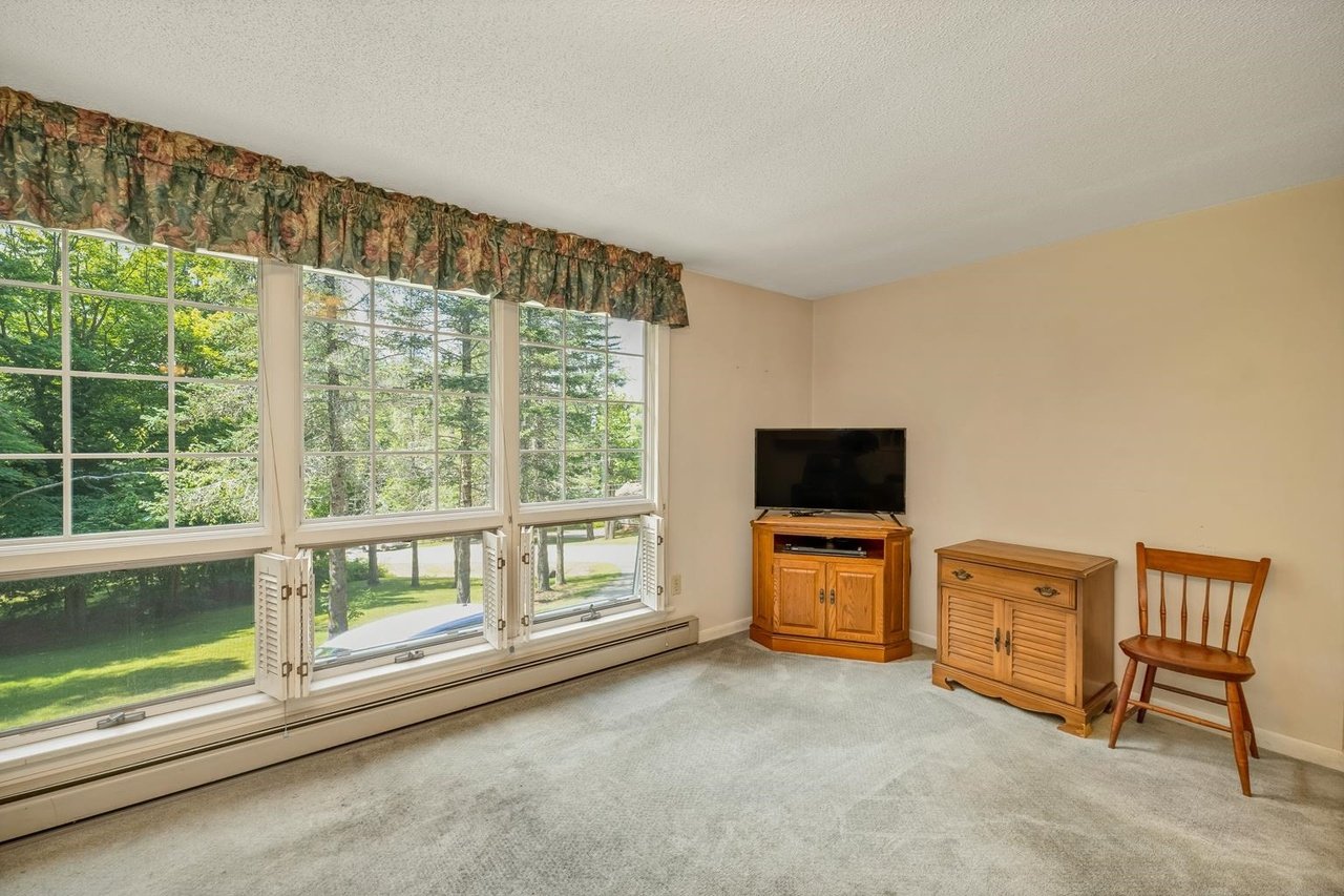 10 Reservoir Rd