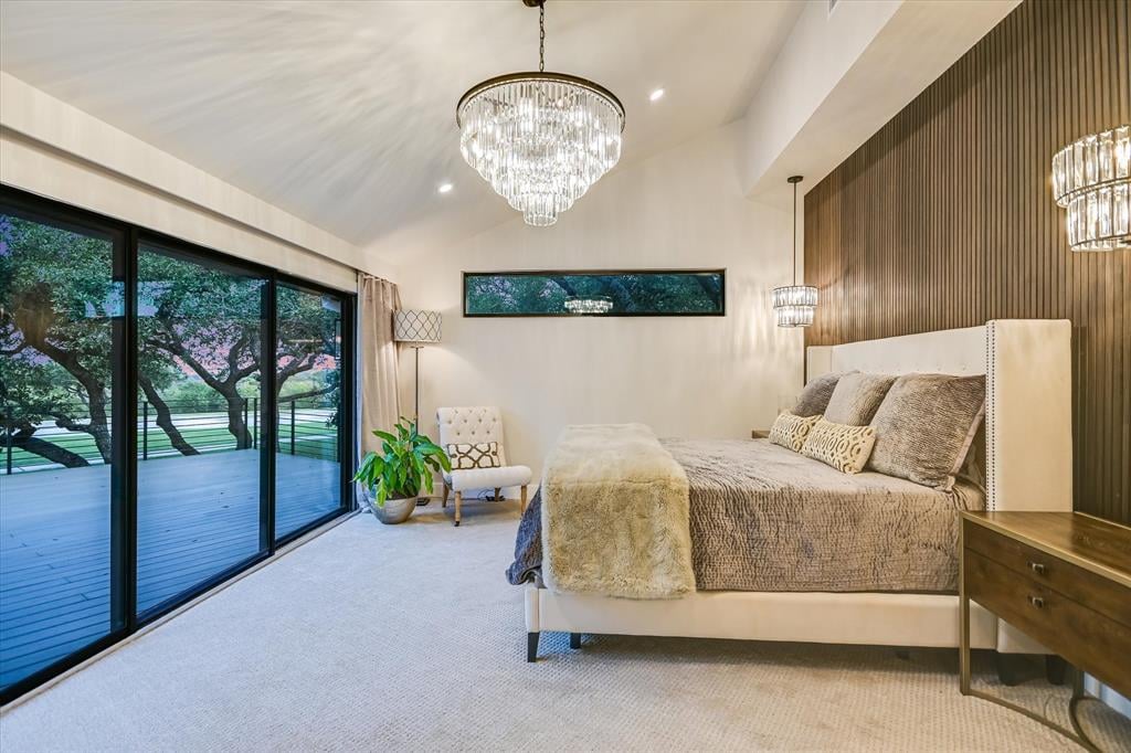 6204 Lost Horizon Drive