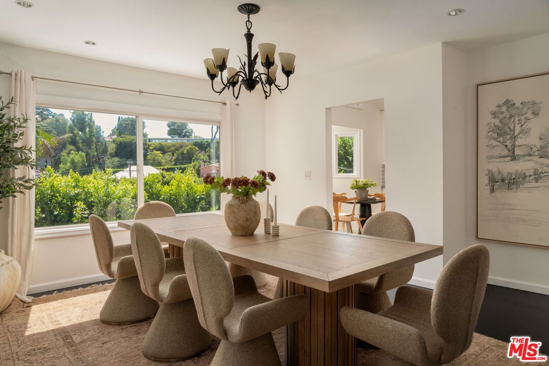 Windmere Pavilion, St Ives Dr, 90069