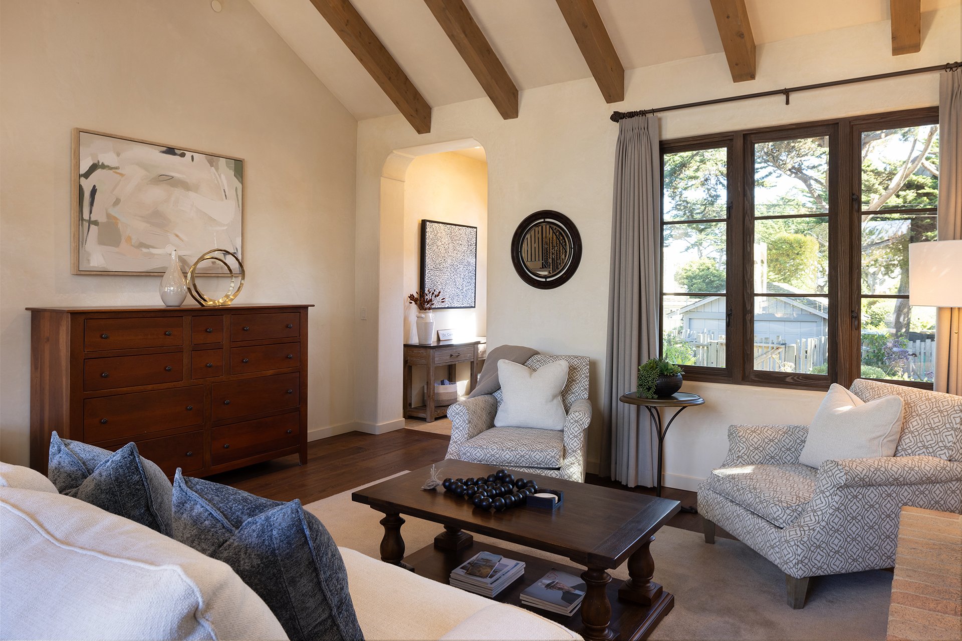 Charming Cottage on Carmel Point