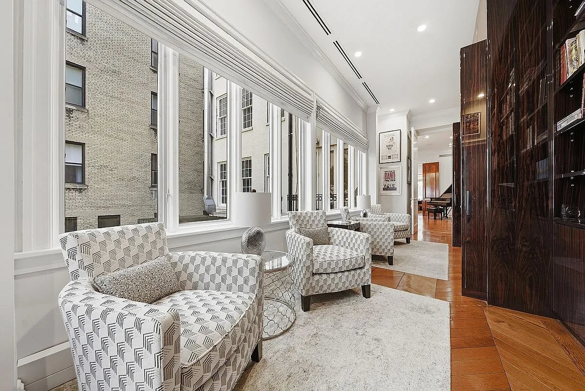 67 East 82nd Street