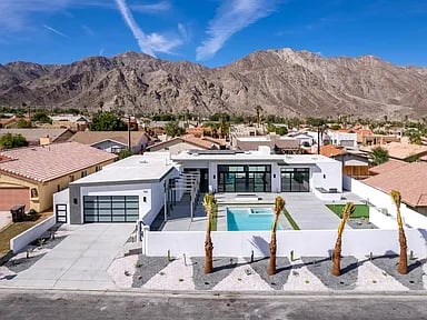 53595 Avenida Vallejo