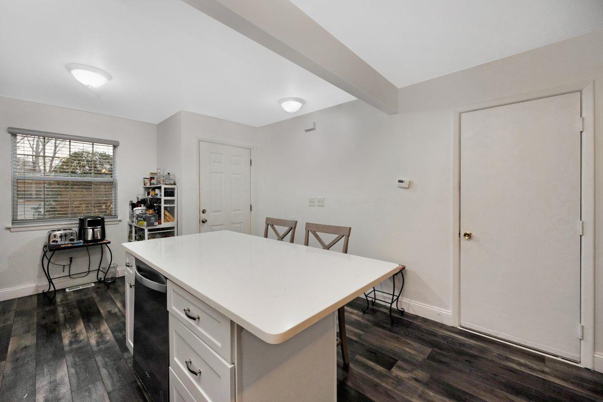 336 Commack Rd #16