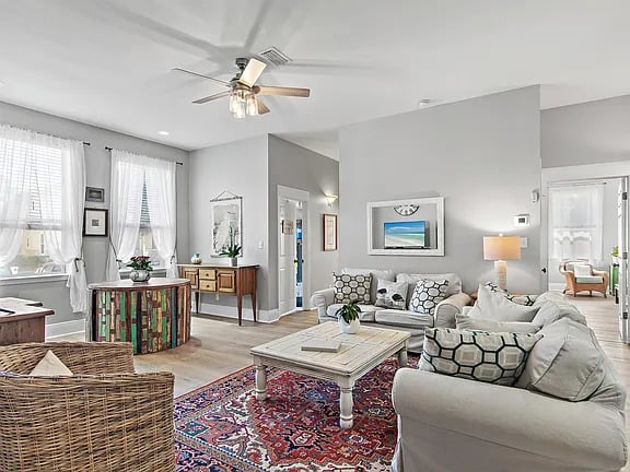 122 Shore Bird Dr, #814