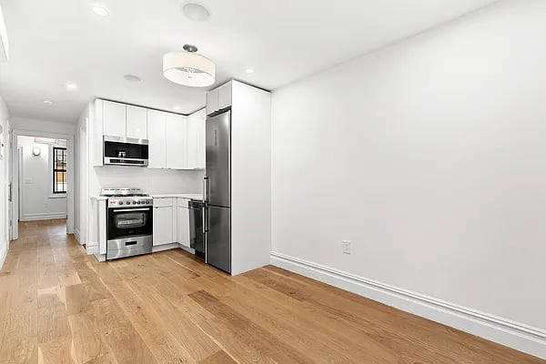 915 Jefferson Avenue