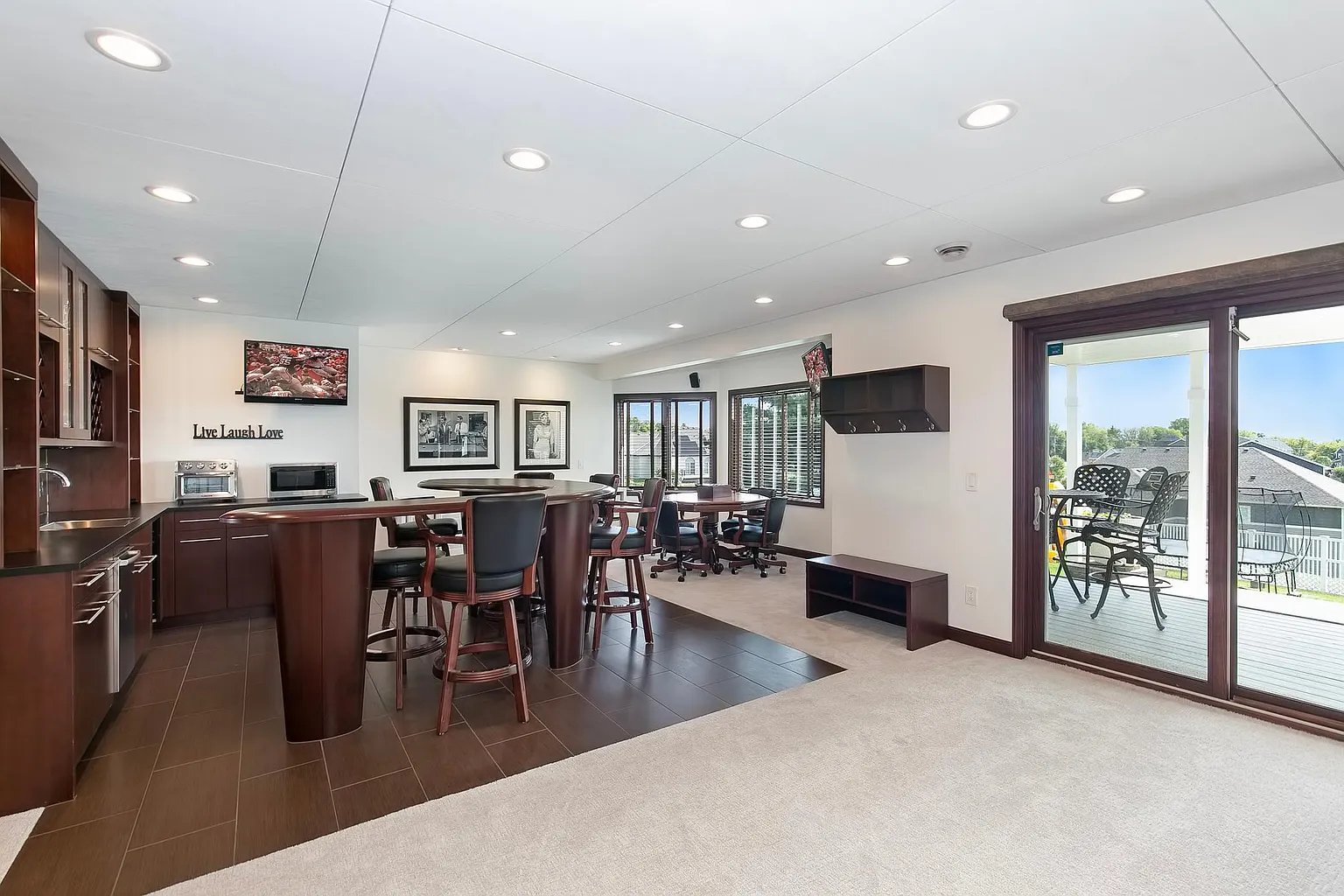 Meticulously Maintained Chanhassen 2-Story