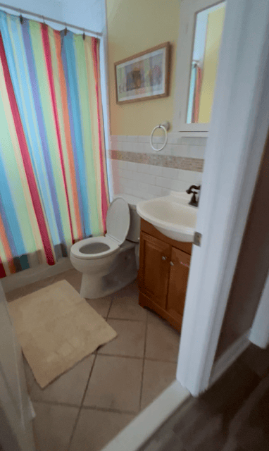 811 Bay Club Lane West, Beach Haven