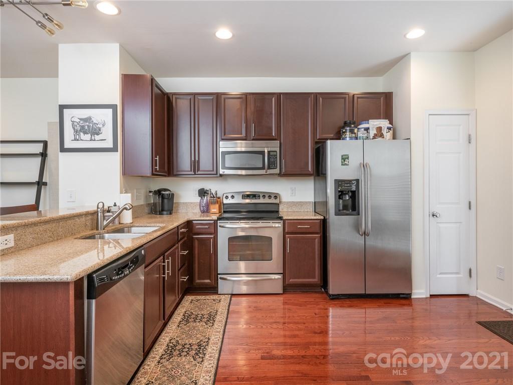 249 Irwin Ave