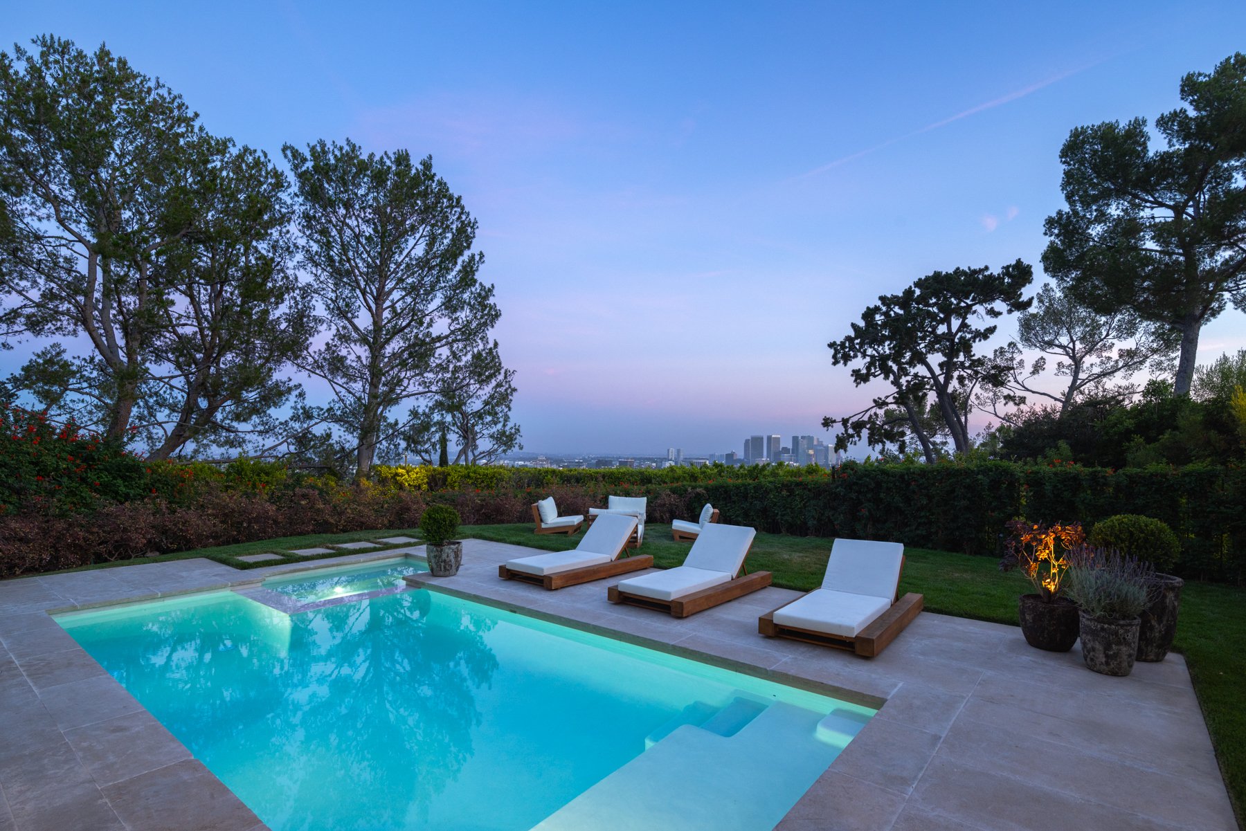 1122 La Altura Rd, Beverly Hills