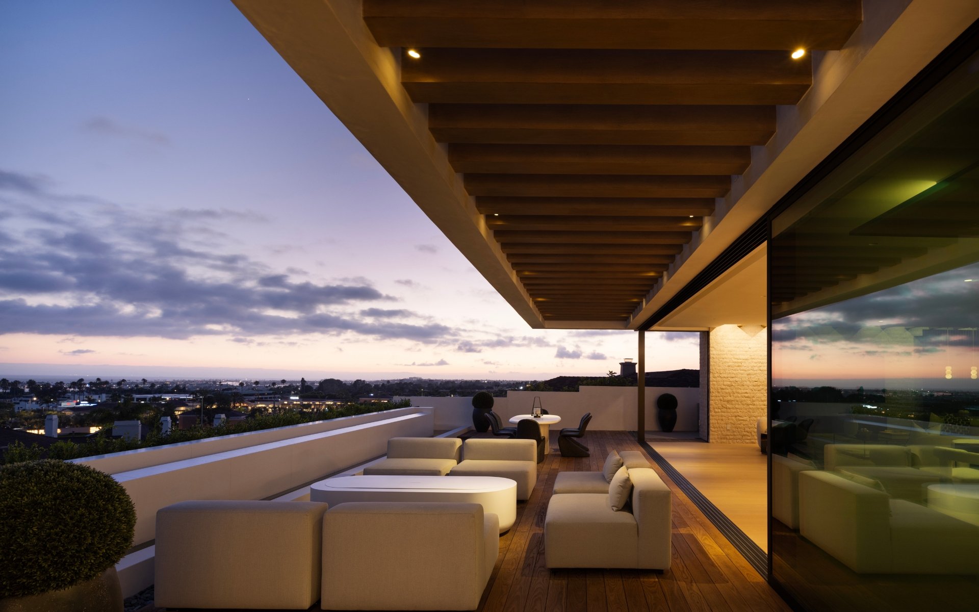 2519 Harbor View Drive