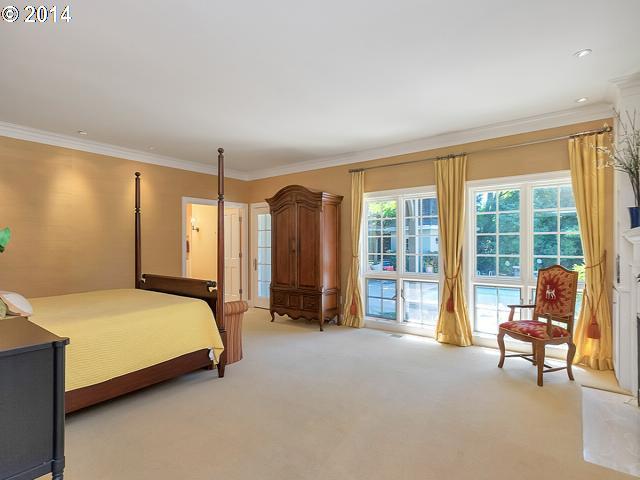 12175 SW Tryon Hill Rd