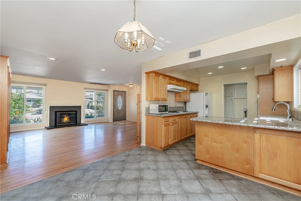 4544 Patricia Cir