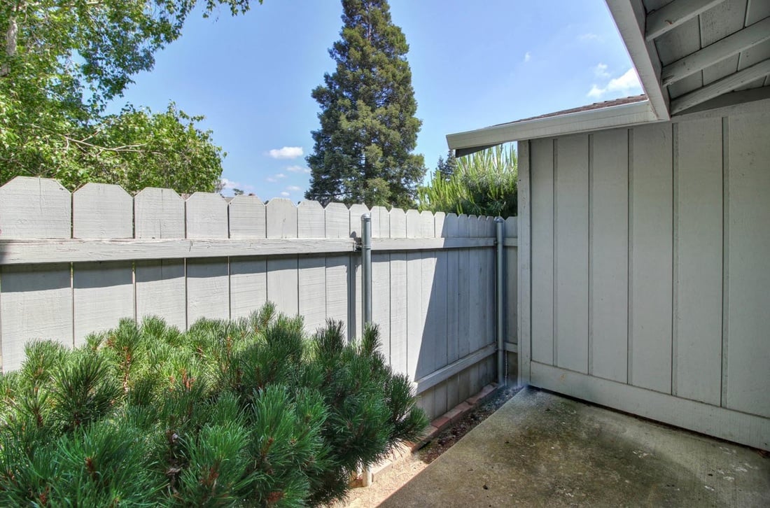 Just Sold in Greenhaven! 810 Portugal Way