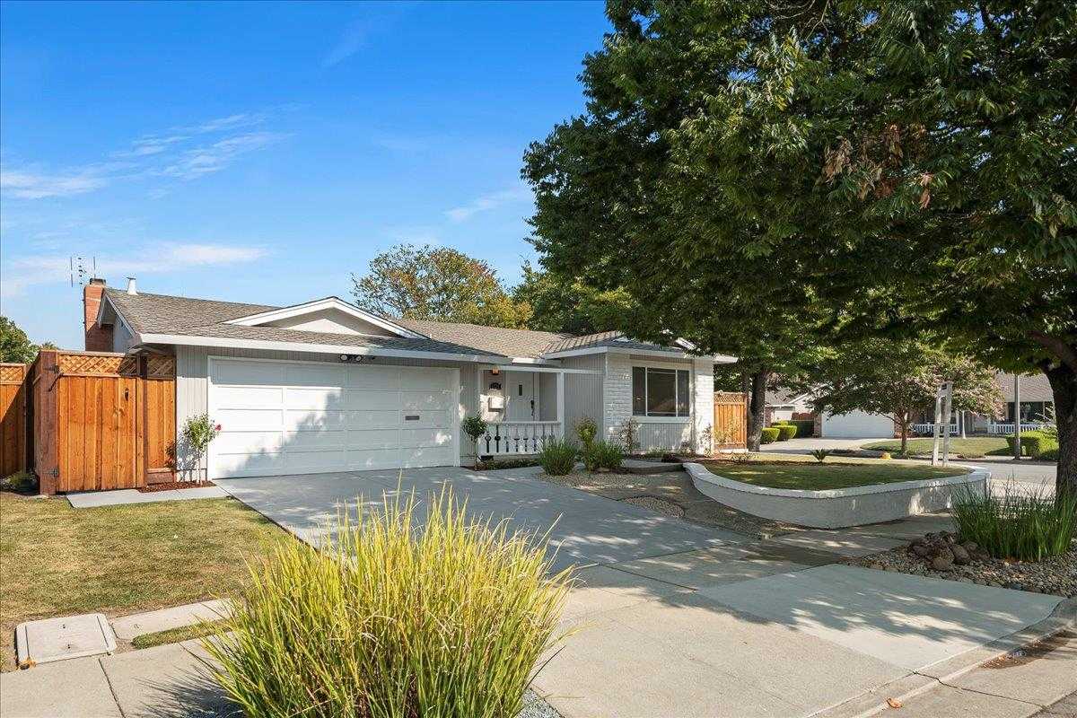 6236 Omaha CT