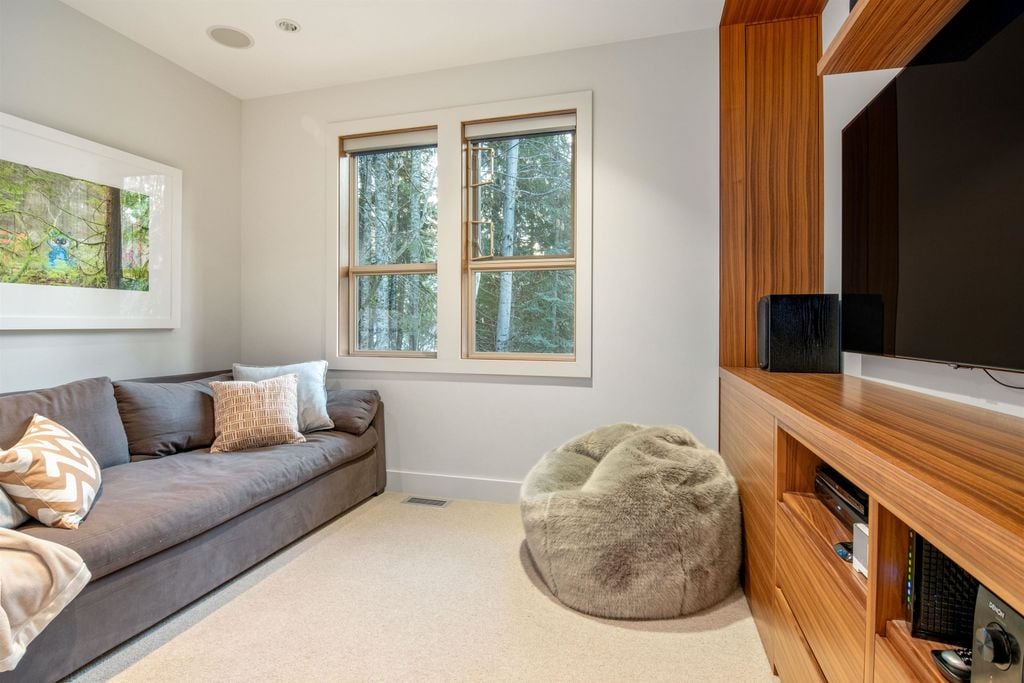 4668 Blackcomb Wy, #5