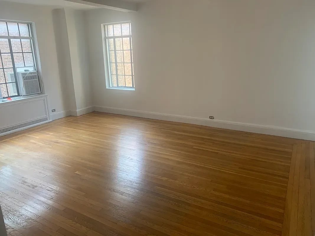 1 Christopher St, #5J