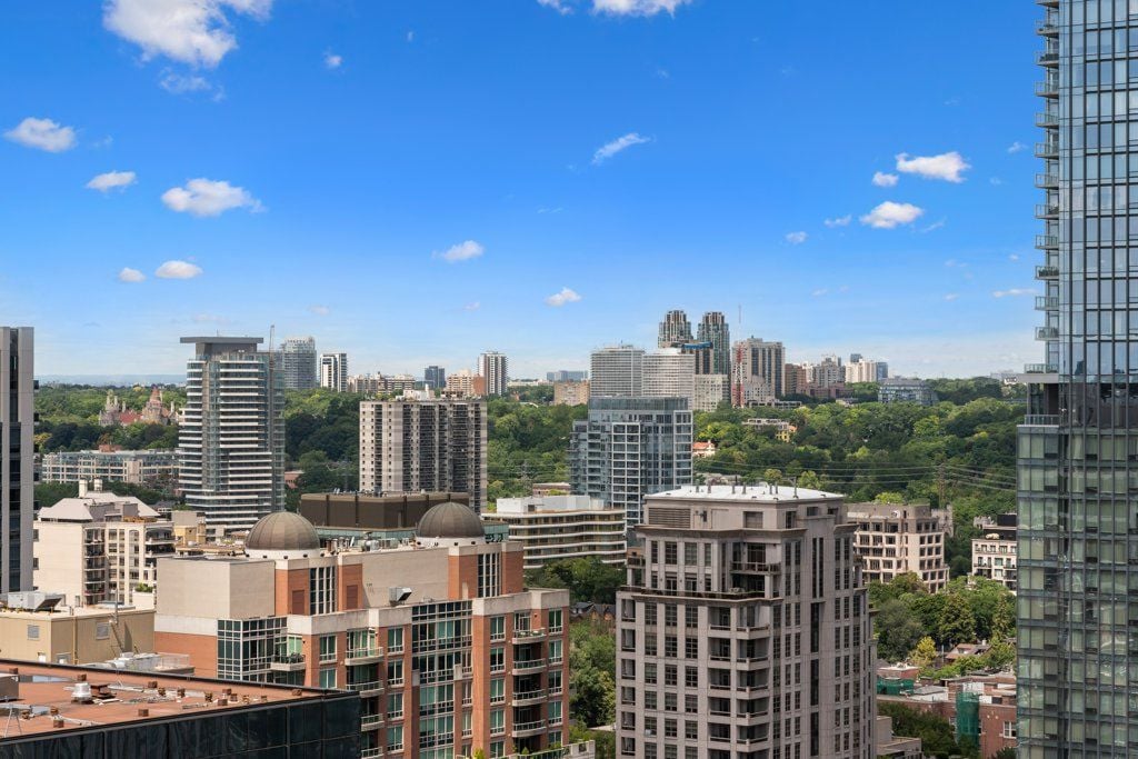 Uptown Residences 1-Bedroom Suite
