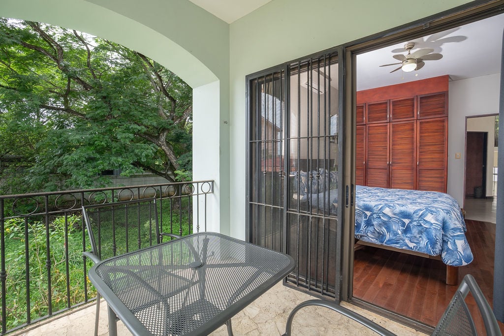 Casa Reye | Stunning 3-Bedroom Beach Home with Rooftop Ocean Views and Private Pool in Surfside, Playa Potrero