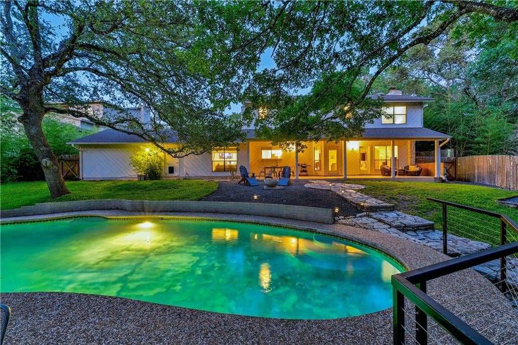 1906 Trevino Dr