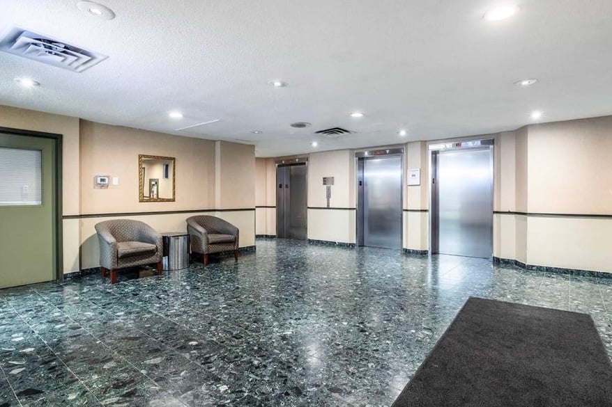 4205 Shipp Drive 1102
