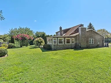 11 Juniper Ln