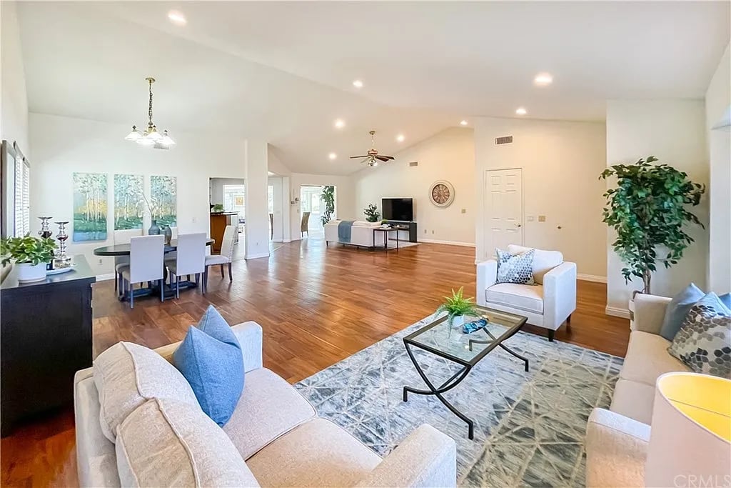 3679 Leticia Way