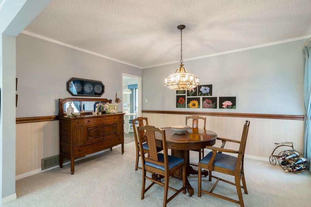 11487 Somerset Cres