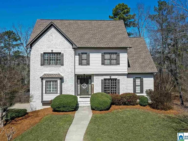211 Clairmont Rd