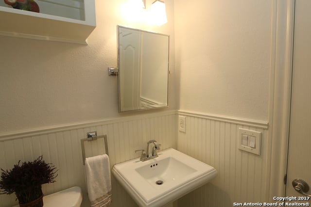 611 Sweetbrush