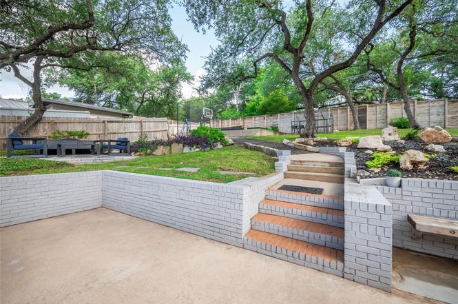 4901 Timberline Dr