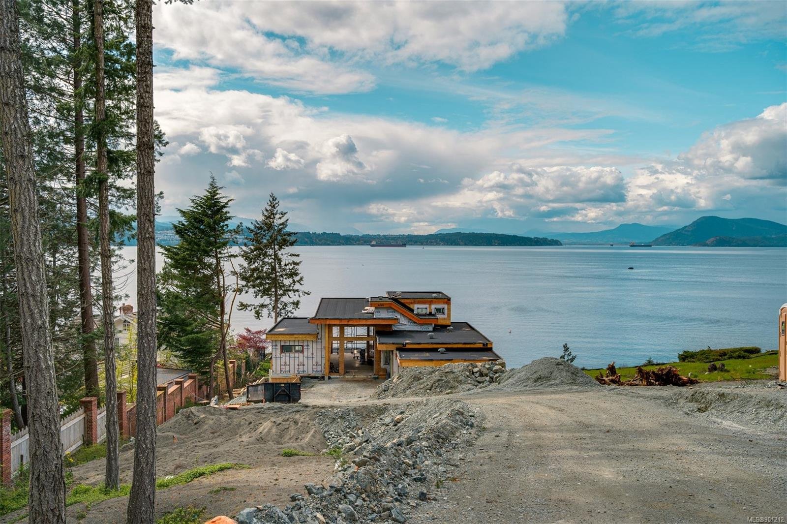 386 Lands End Rd